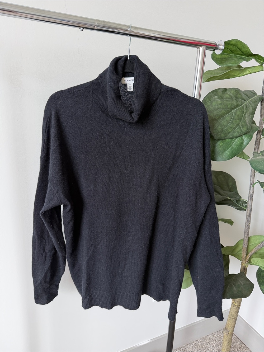 100% Cashmere Black Nordstrom Turtleneck Women’s Sweater